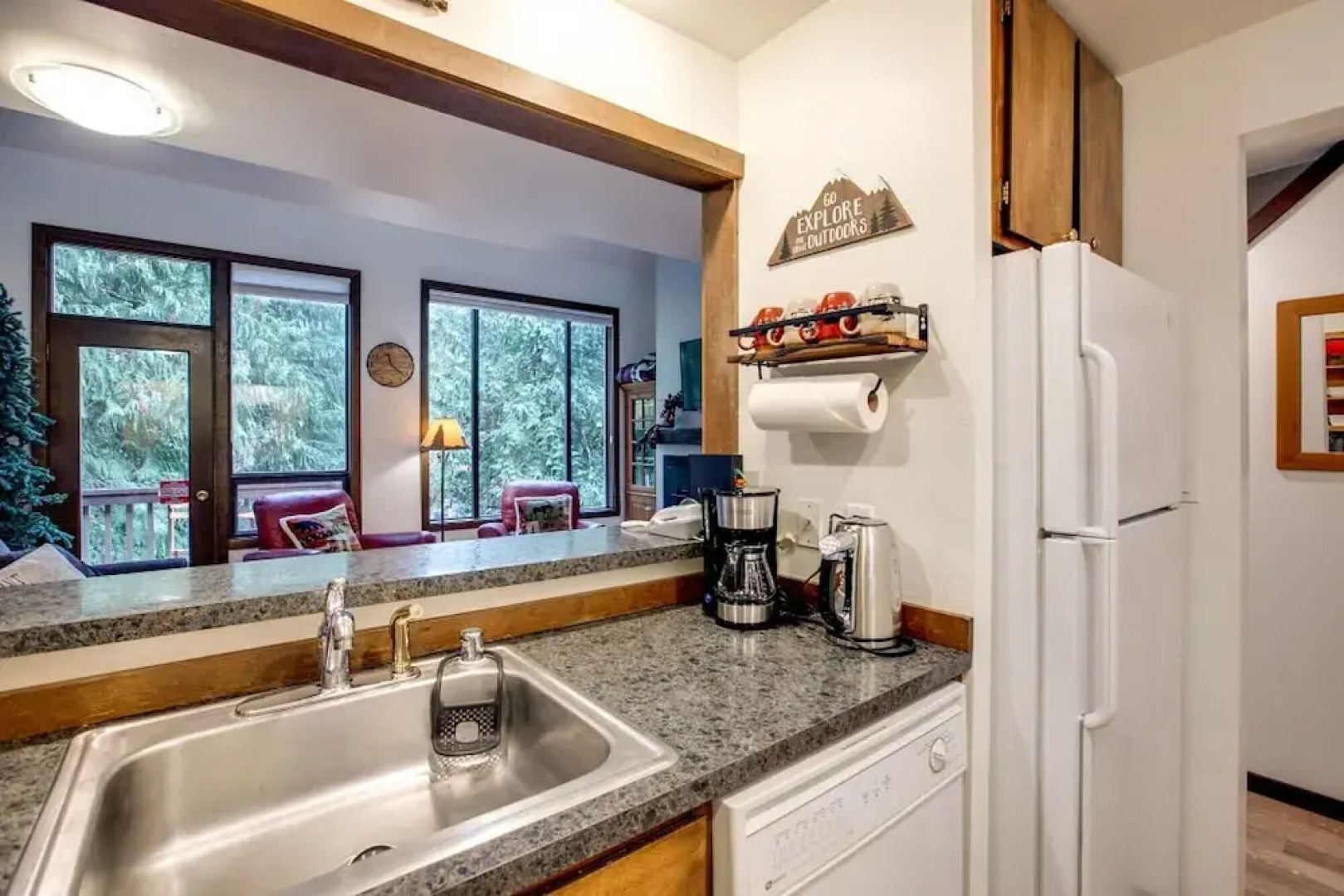 Mt Baker Lodging Condo 06 - Sleeps 5