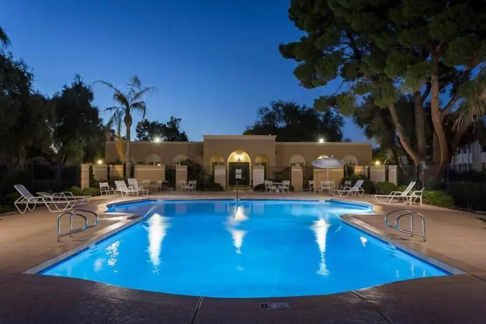 Top Notch By Signature Vacation Rentals