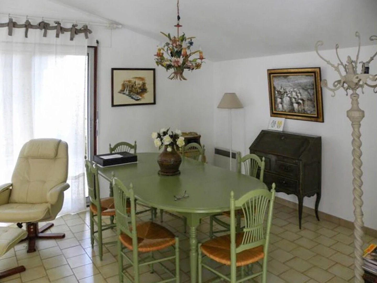 Spacious, 3-bedroom House With a Private Swimming Pool, Garden and Ter