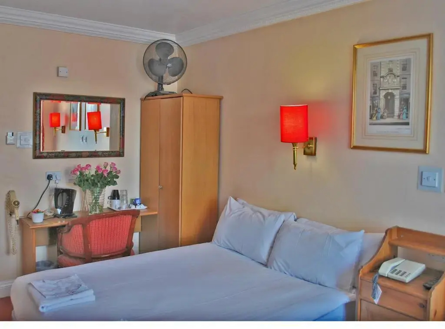 Lord Kensington Hotel