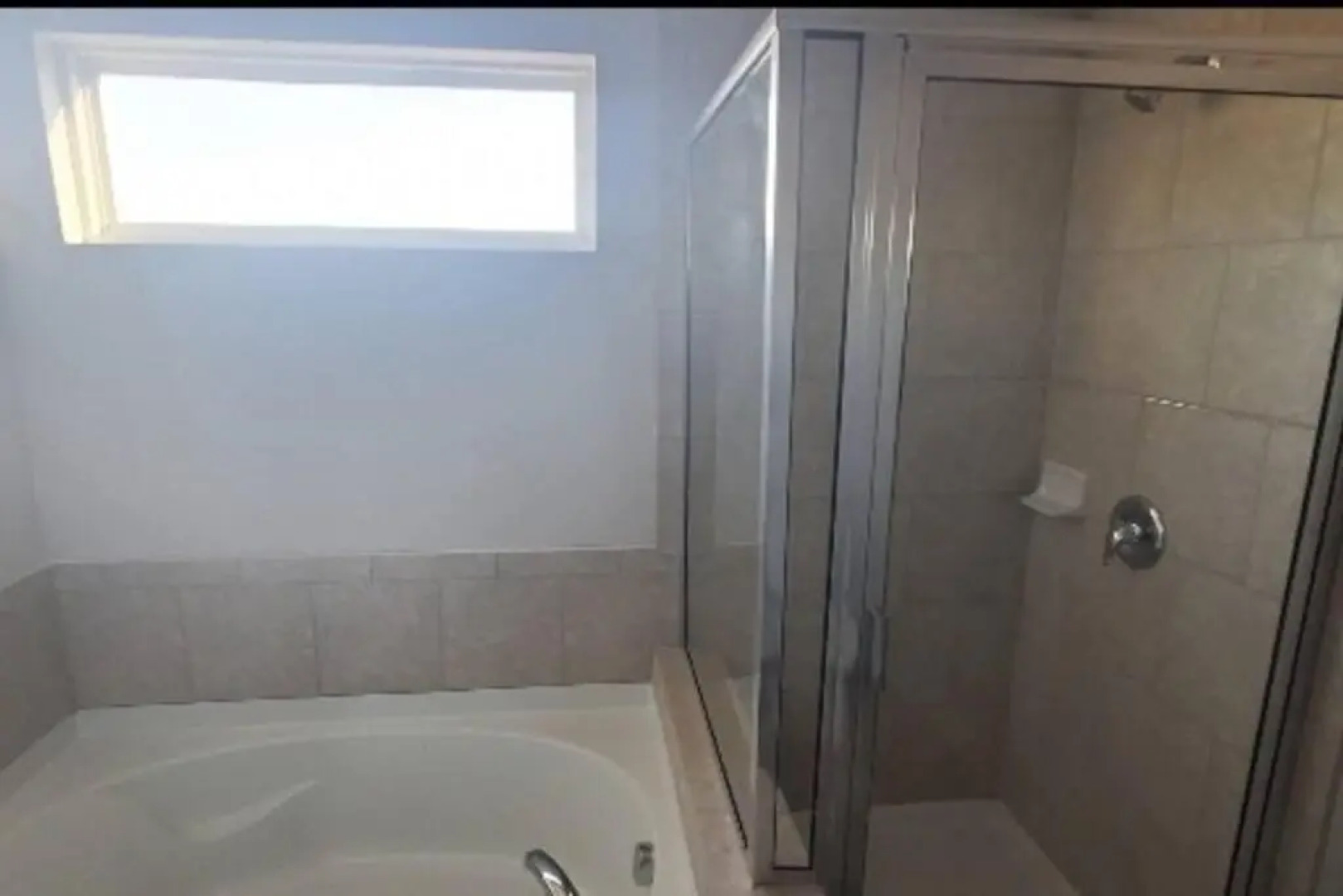 New 3 Bedroom Home w/ tons of amenities & parking.