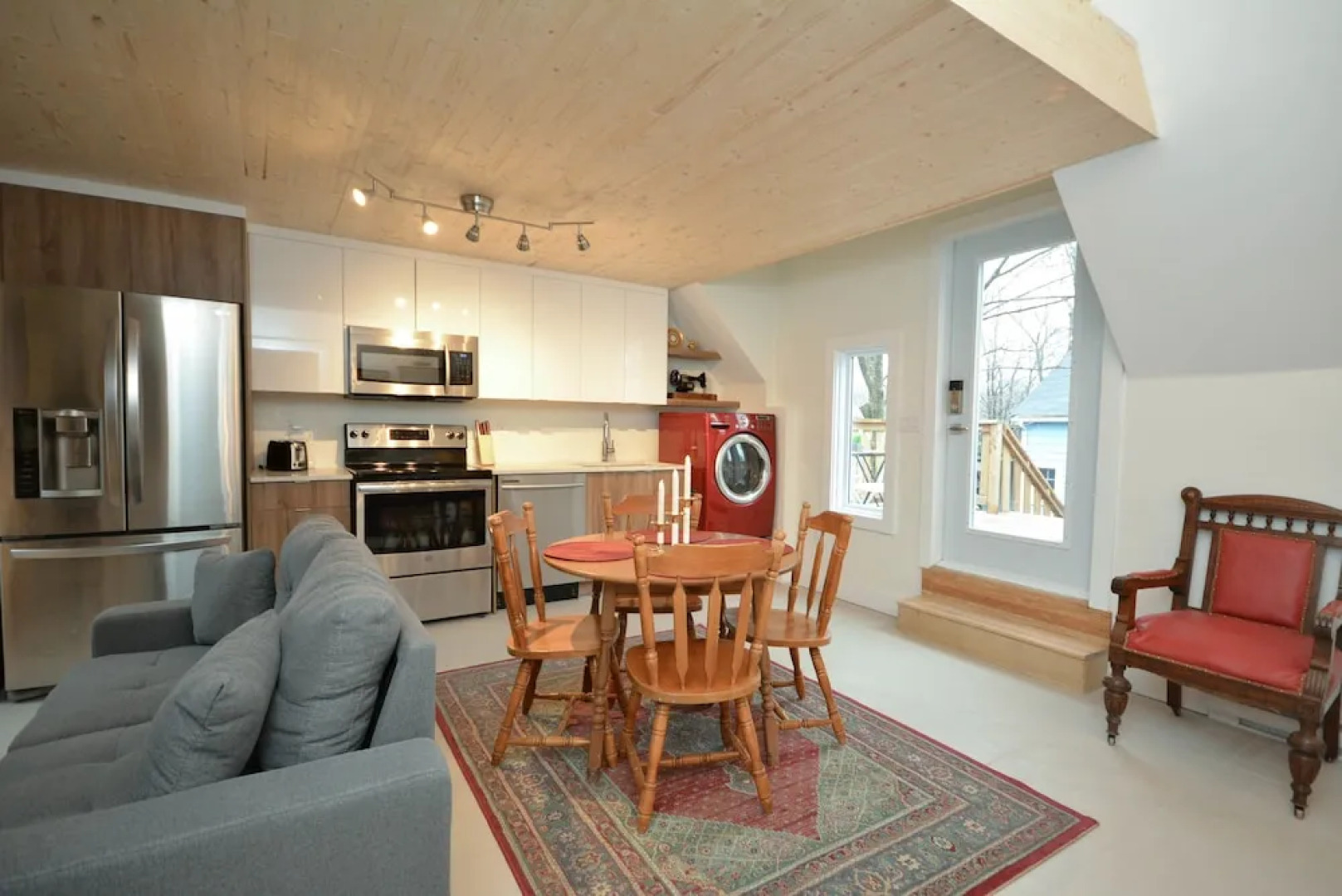 M. Hooper Downtown Luxury