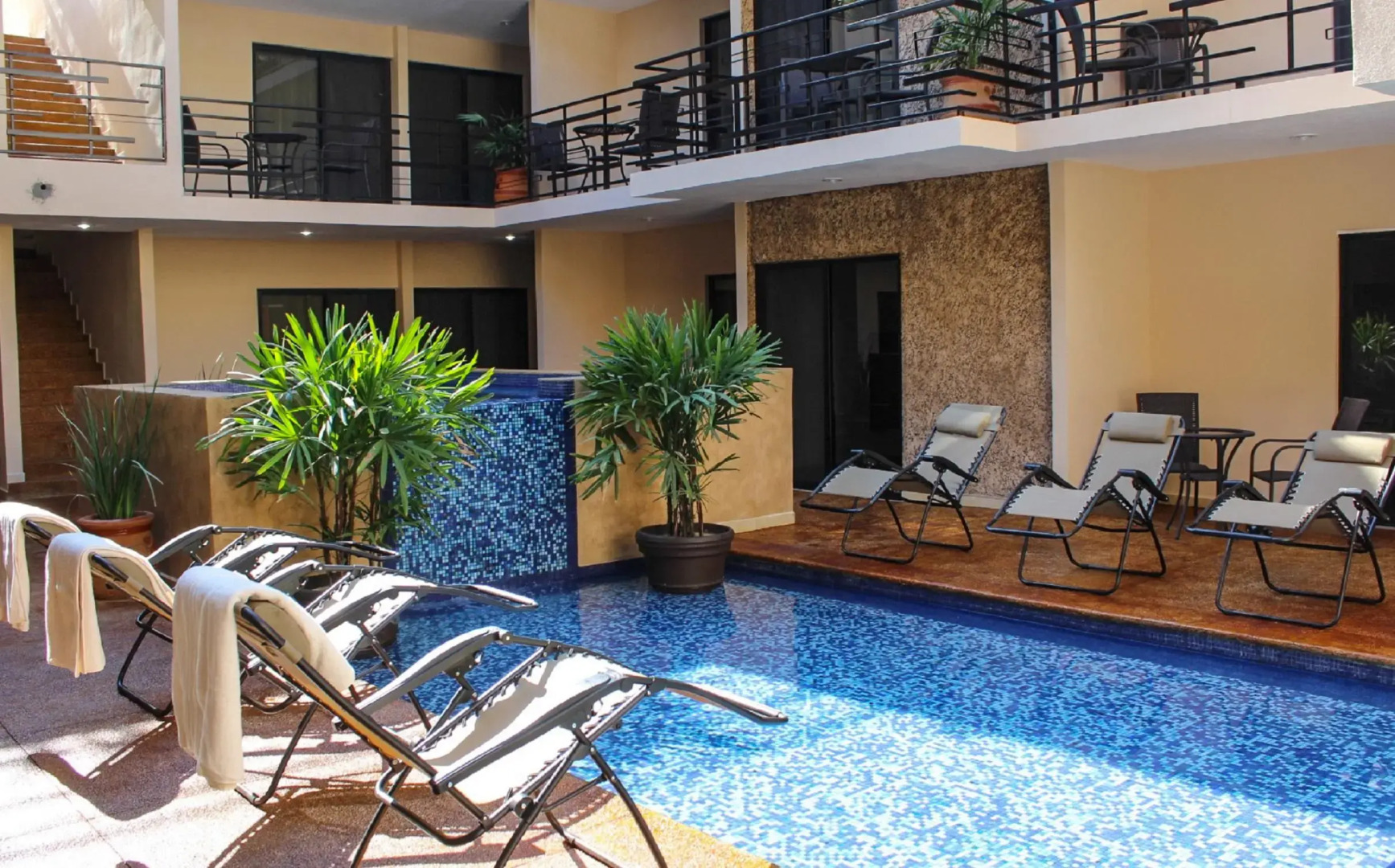 Pedregal Suites Downtown and Marina