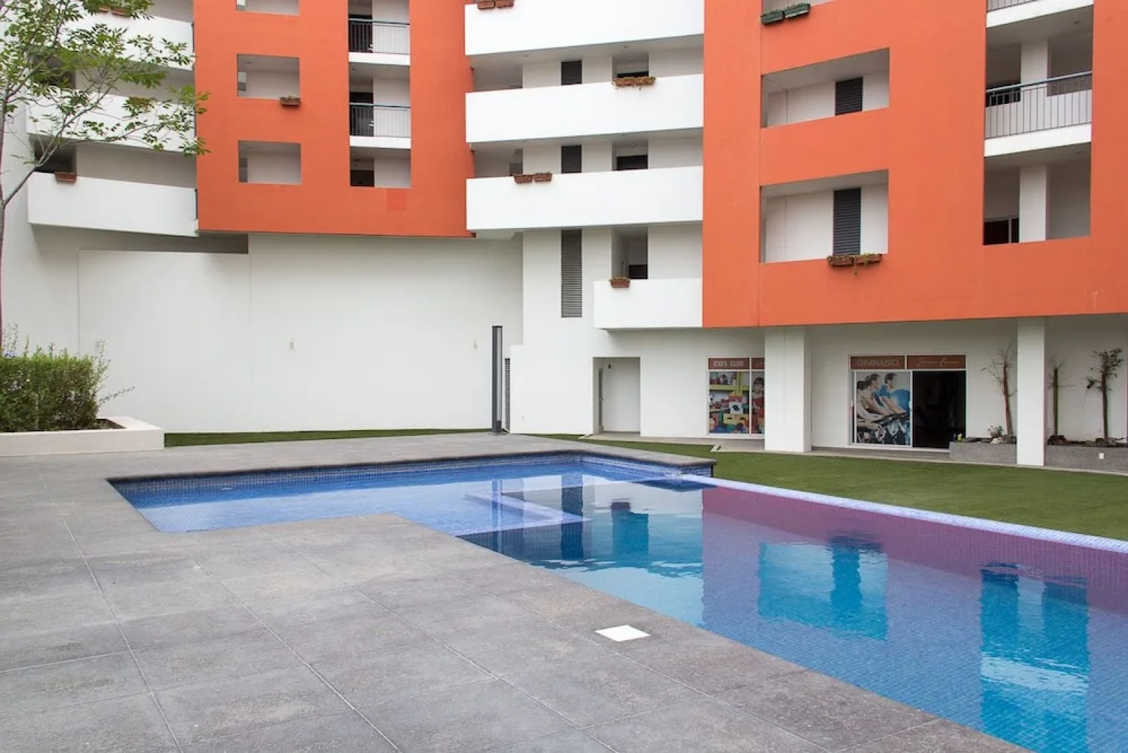 Redwood Villas Extended Stay Zona Lomas
