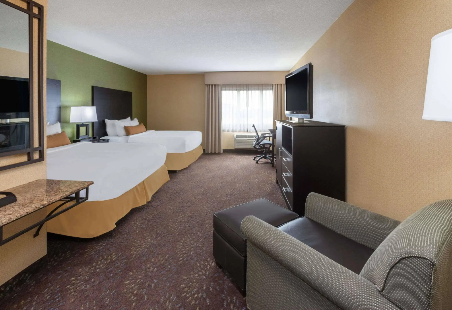 Wyndham Garden Sterling Heights