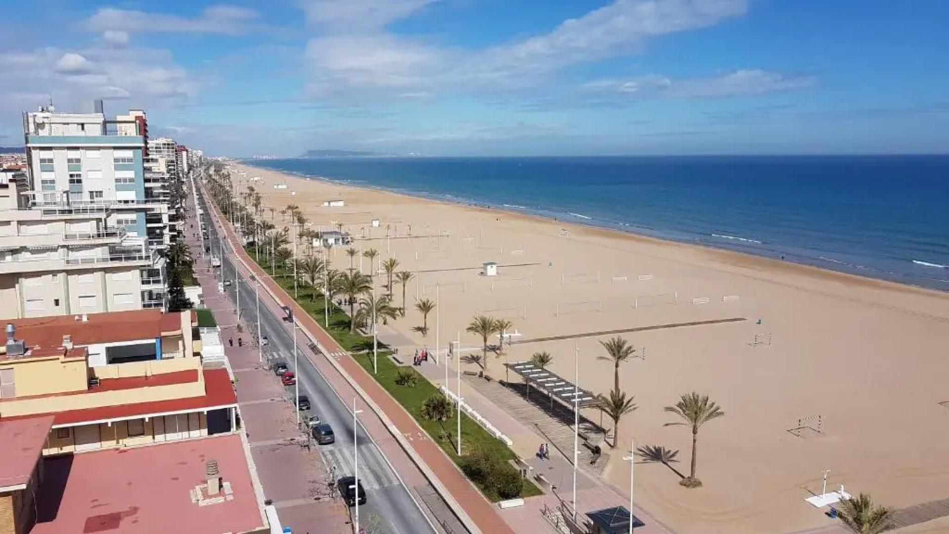 Preciosos Apartamentos Caracola EN LA PRIMERA LINEA DE LA PLAYA DE GANDIA