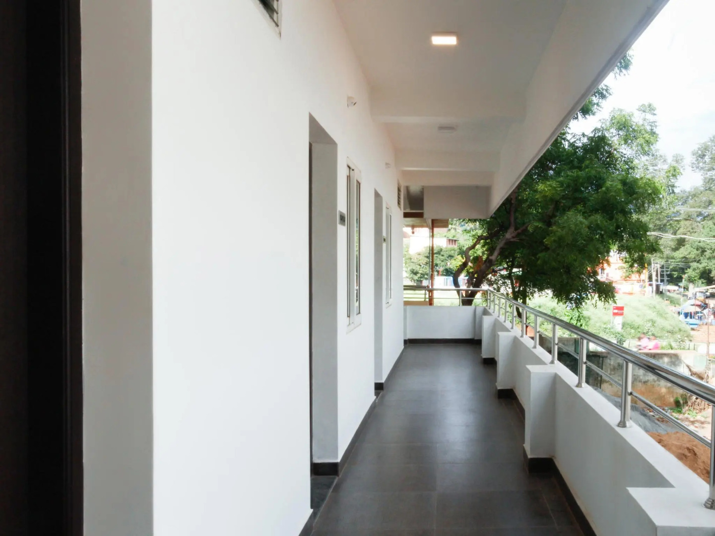 OYO 47541 Blue Falls Resort