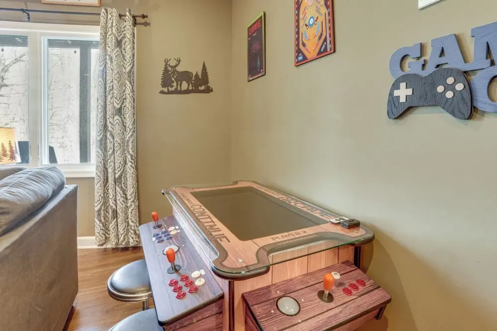 Stunning Wintergreen Resort Home: Ski & Golf!