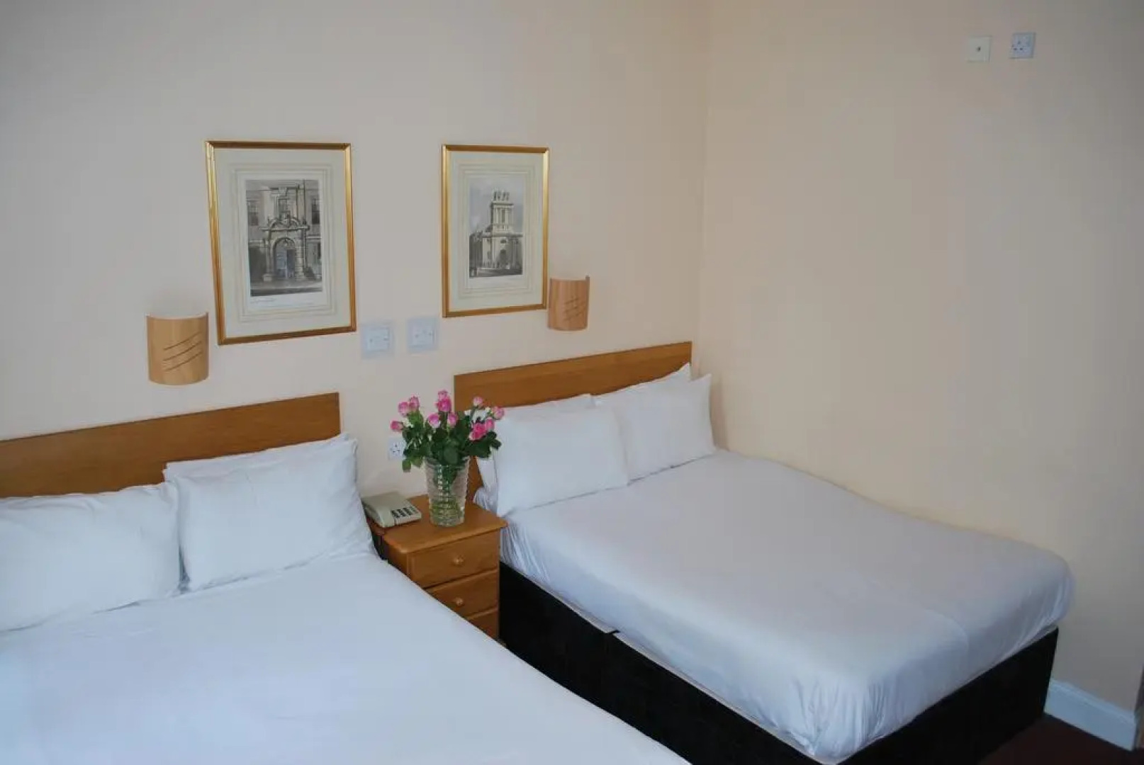 Lord Kensington Hotel