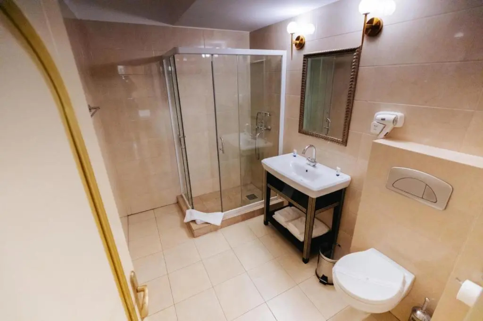 Hotel Rais