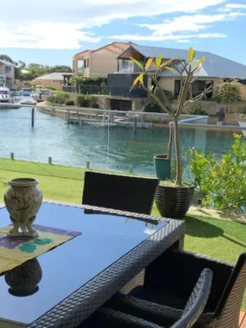 Sandpiper Island Tranquil Waterfront Views & Jetty