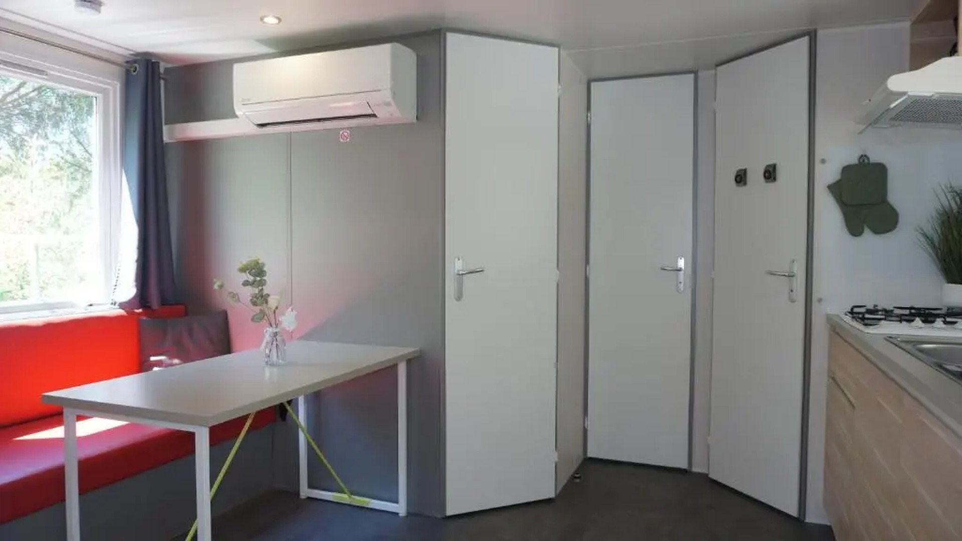 Luxe chalet voor 5 personen op Camping Leï Suves - JoyCasa