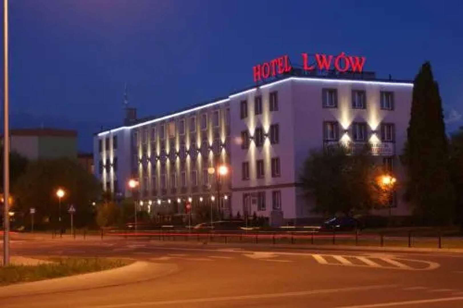 Hotel I Restauracja Lwów
