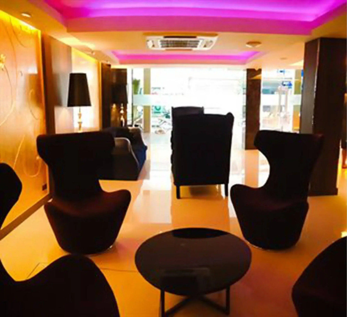 iCheck inn Nana by Aspira