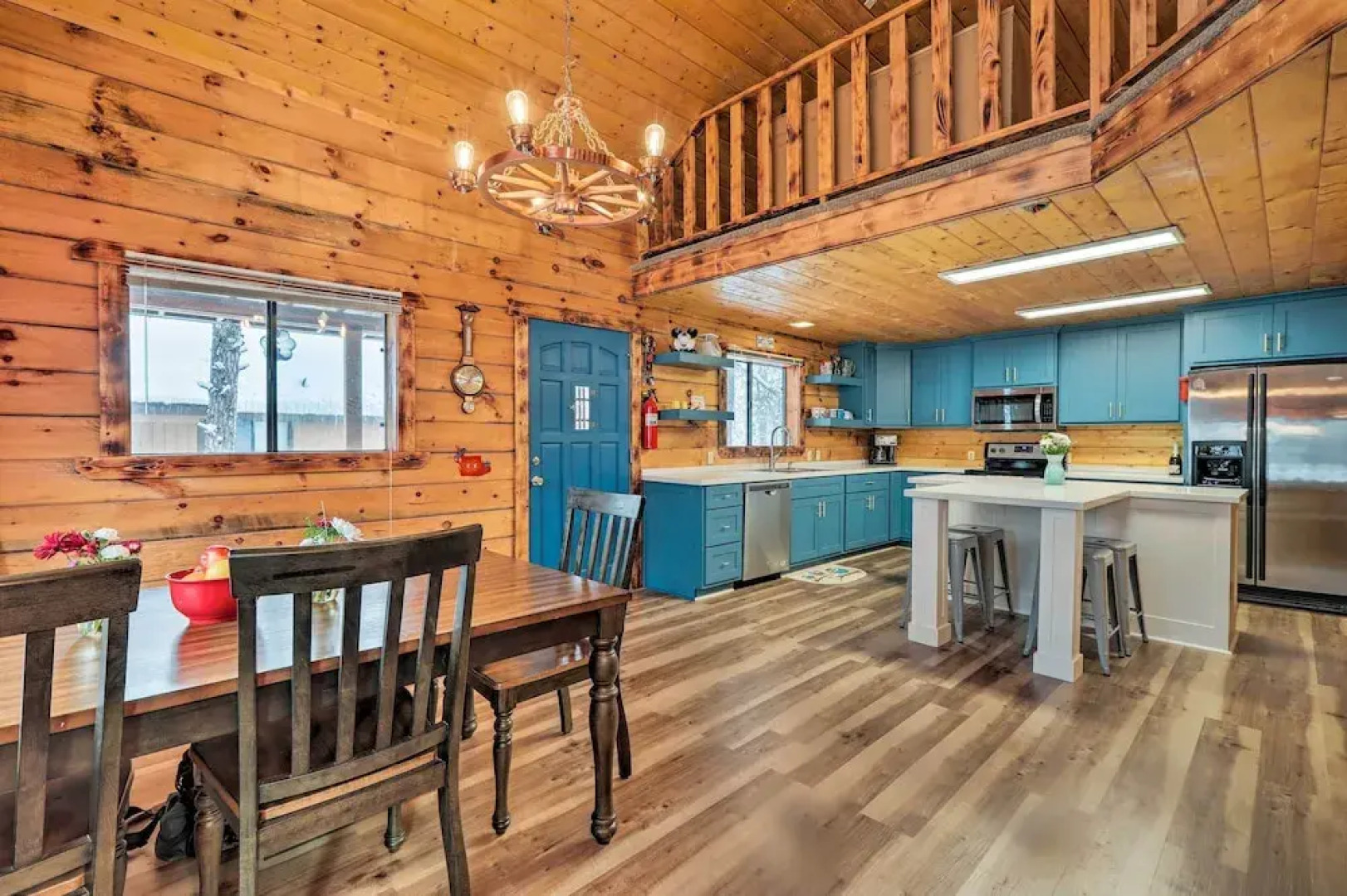 Furnished Deck: Cabin in Coconino National Forest