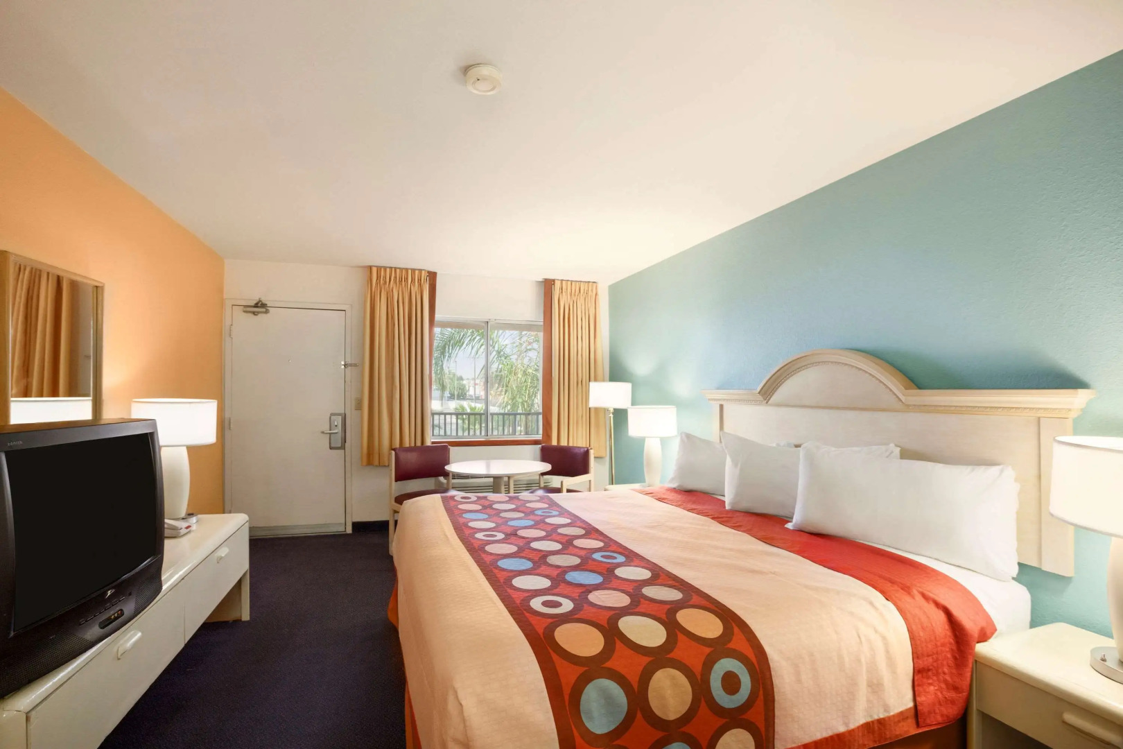 Super 8 by Wyndham Indio