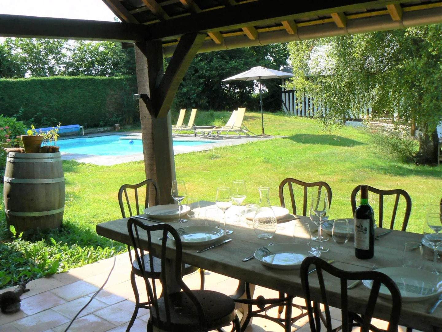 Estate in Normandy With Pool & Tennis Court