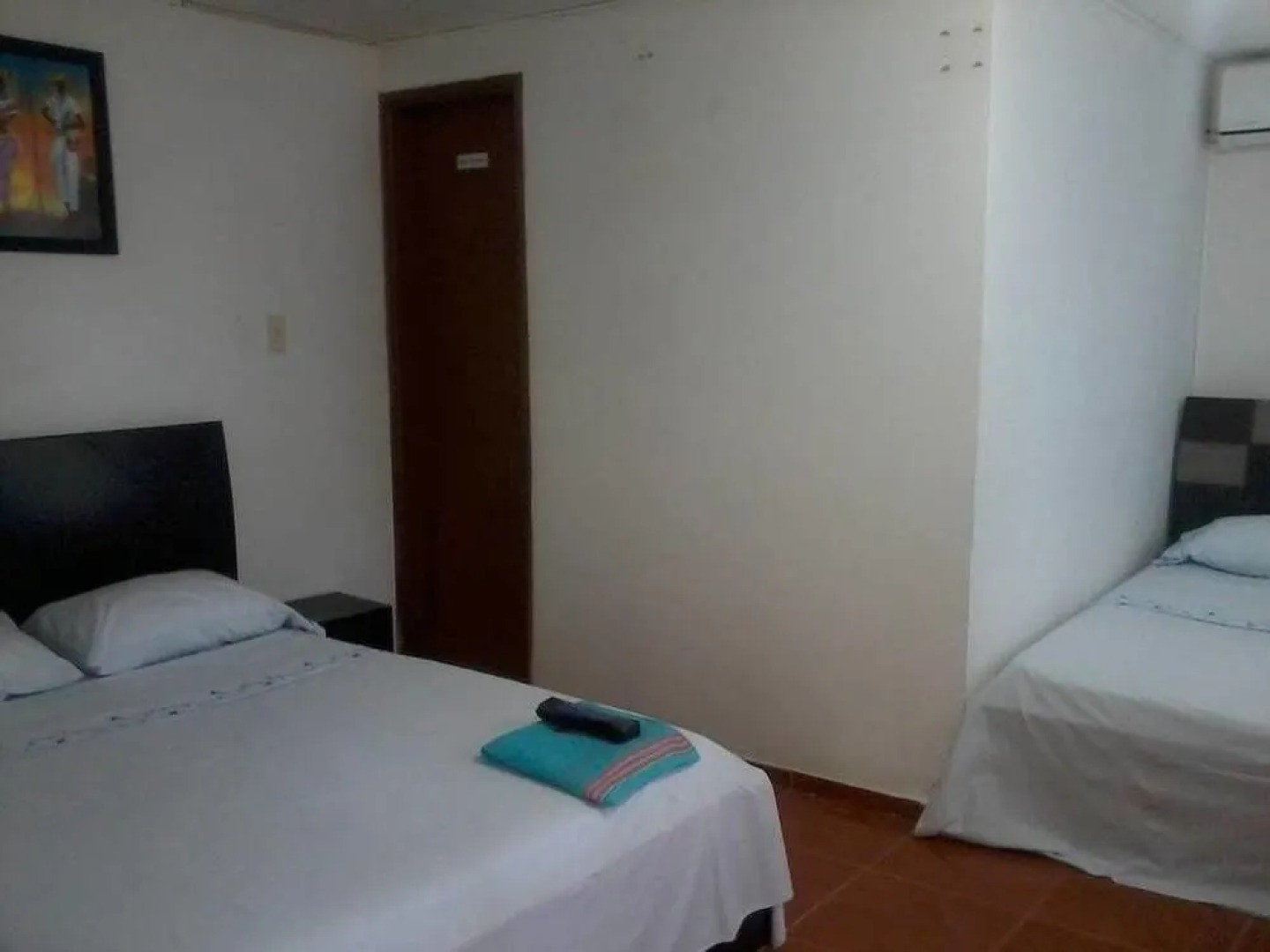 Hotel Media Luna santa marta