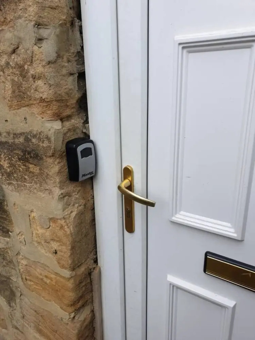 Birtley's Diamond 3 bed Apt, Sleeps 6 Guests