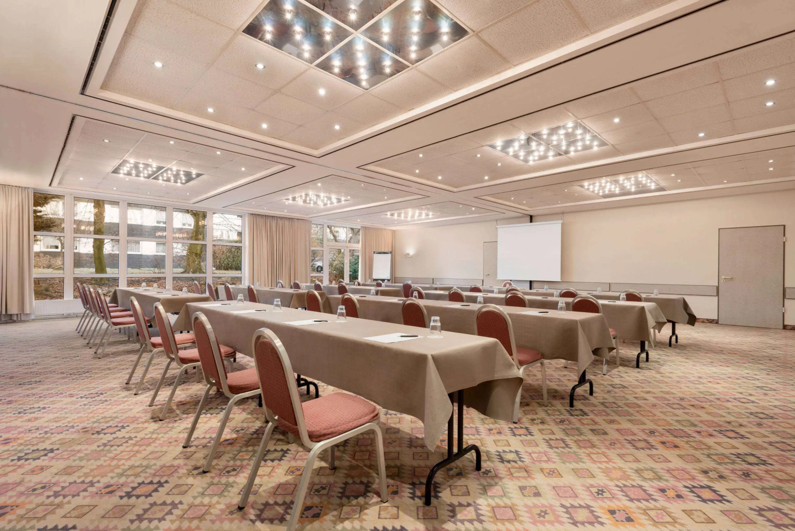 Ramada By Wyndham Bottrop