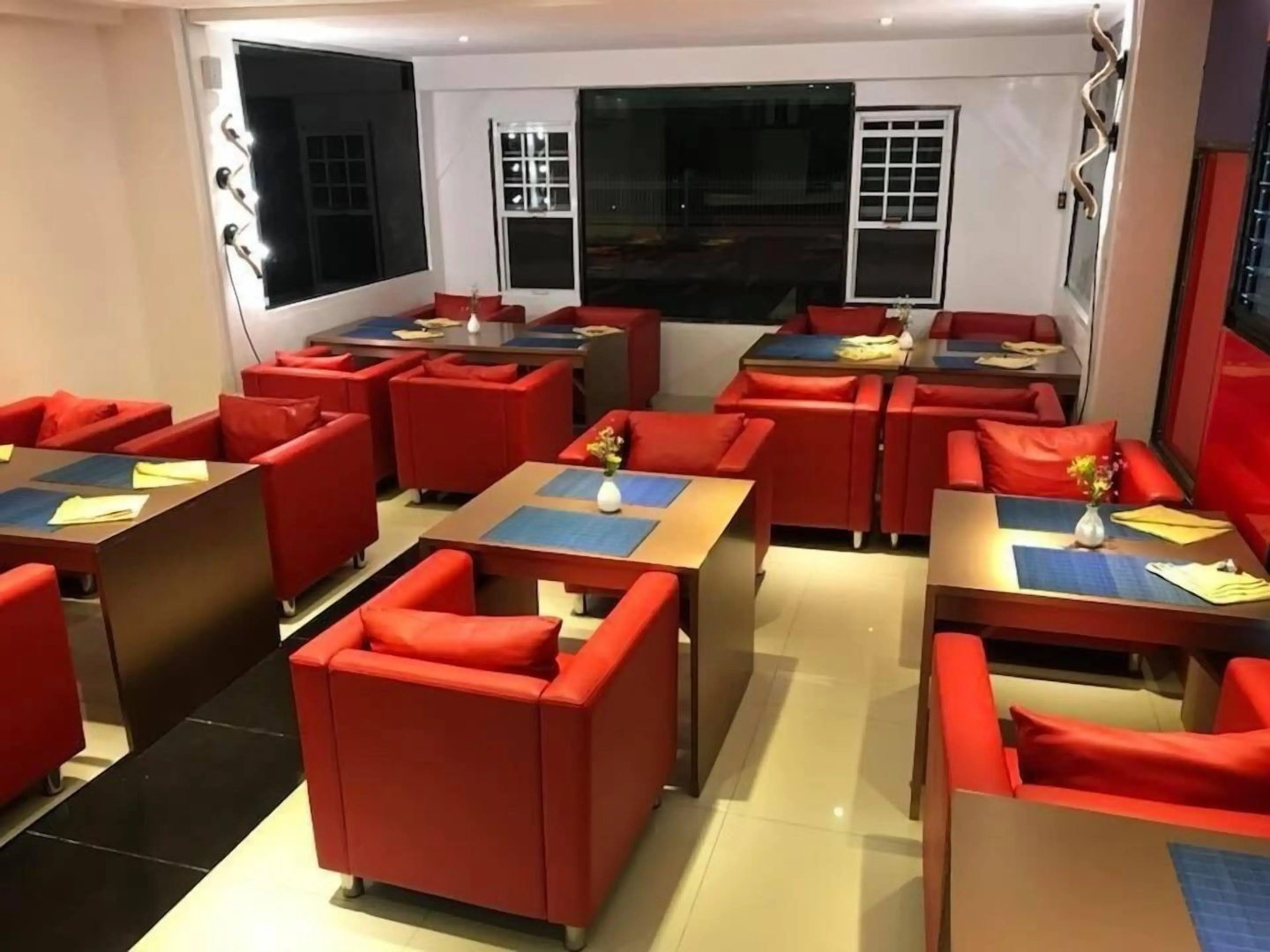 Golden Tree Hotel