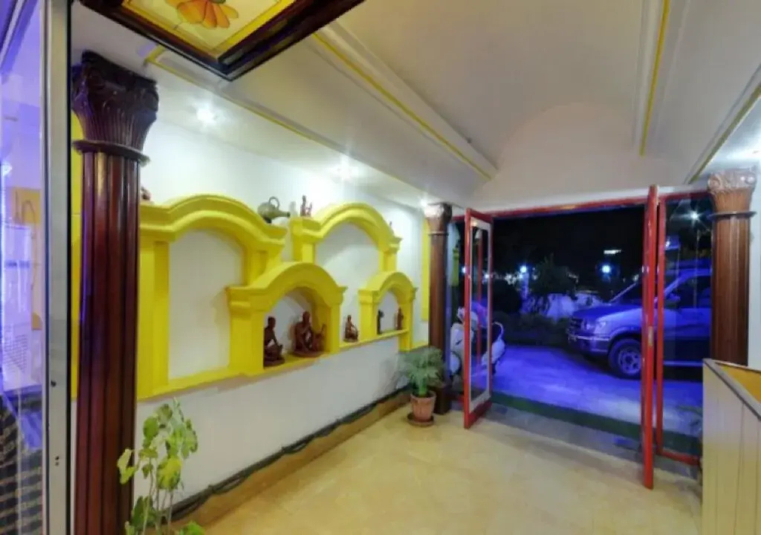 Silver Sands Beach Resort