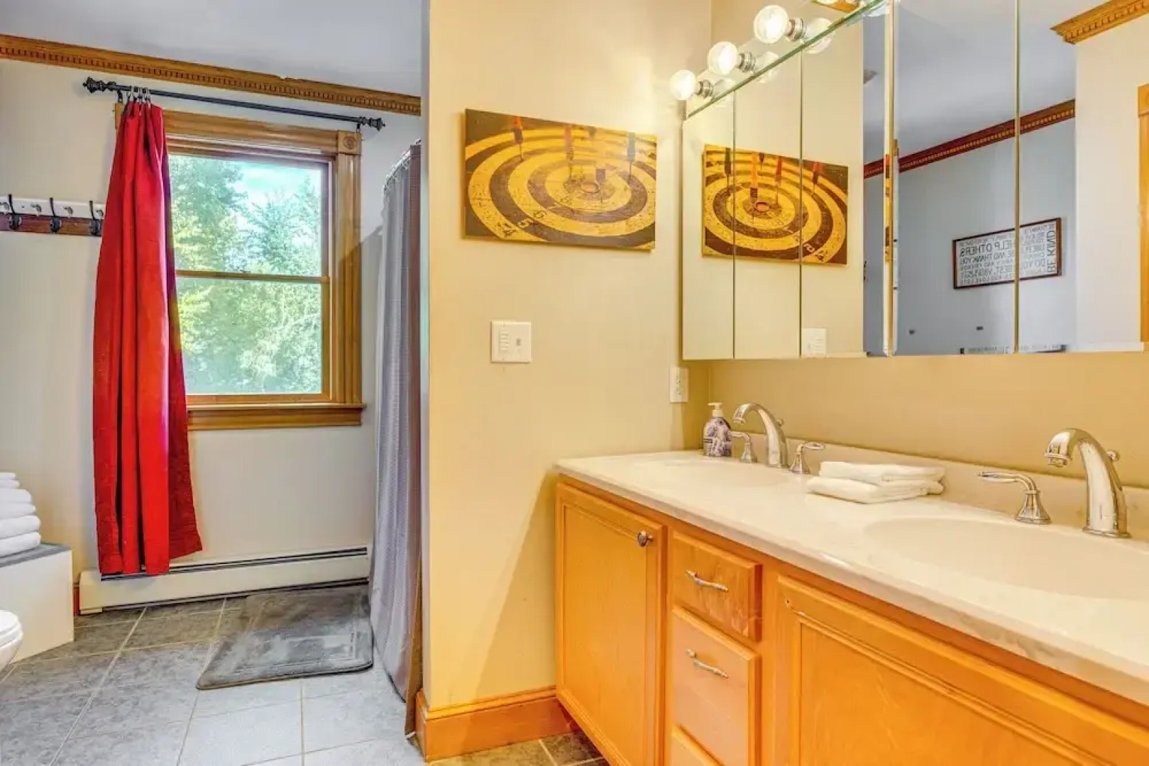 Deck For Entertaining: Belmont Group Getaway