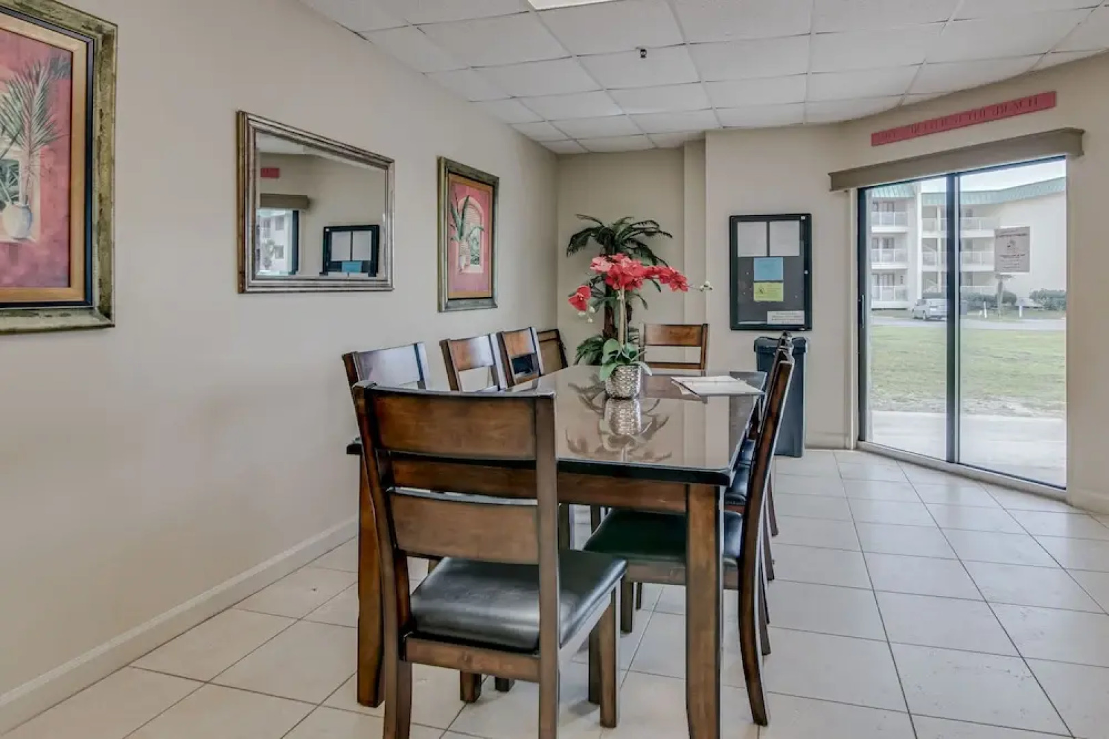 Royal Gulf Beach & Racquet Club 5802 Condo by RedAwning