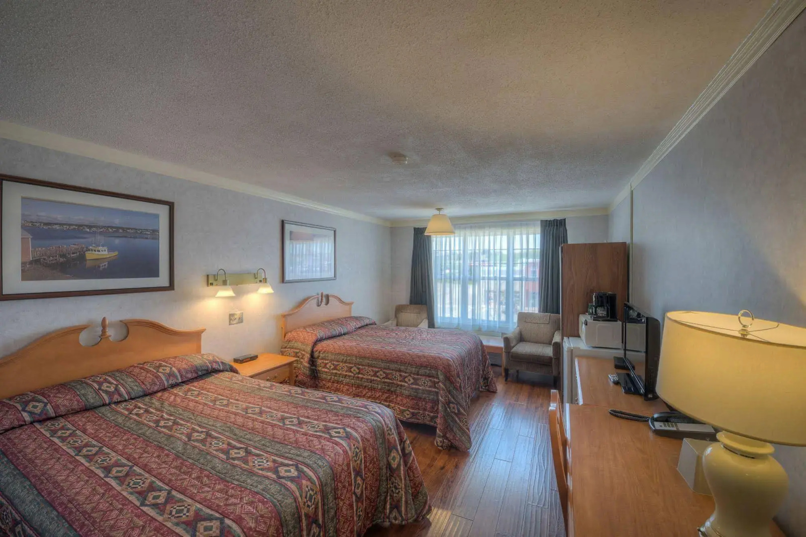 Claymore inn & Suites