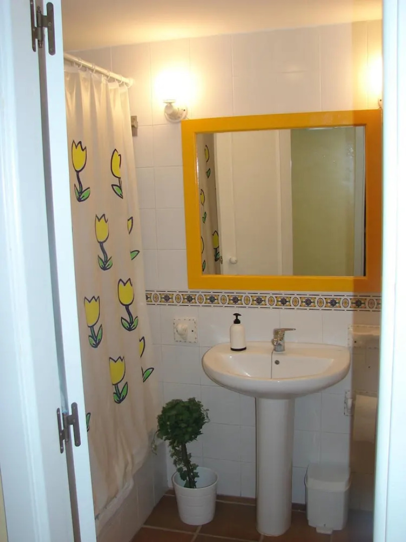 Apartment - 2 Bedrooms with Pool and Sea views - 107777