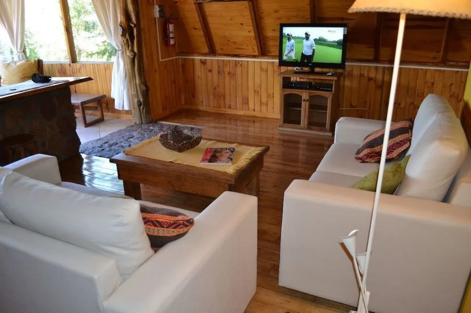 Caren - Cabanas & Suites