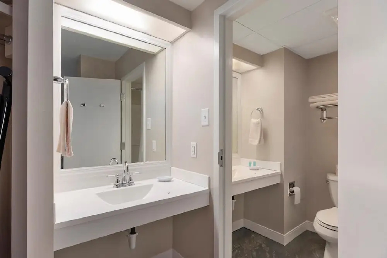 Fantastic Suite With King Bed and Beautiful Bay View!