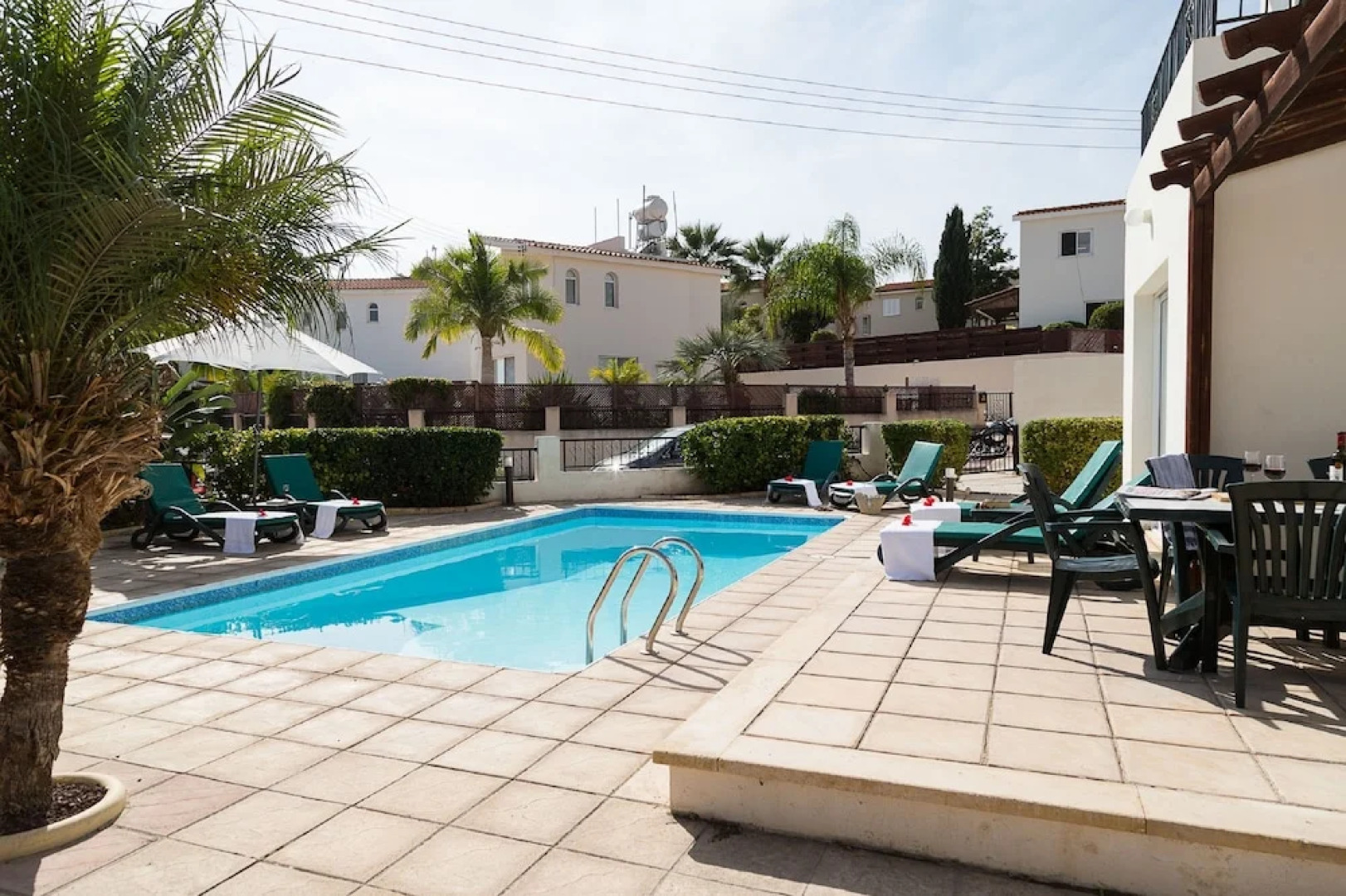 Coral Bay Sunbeam Villa