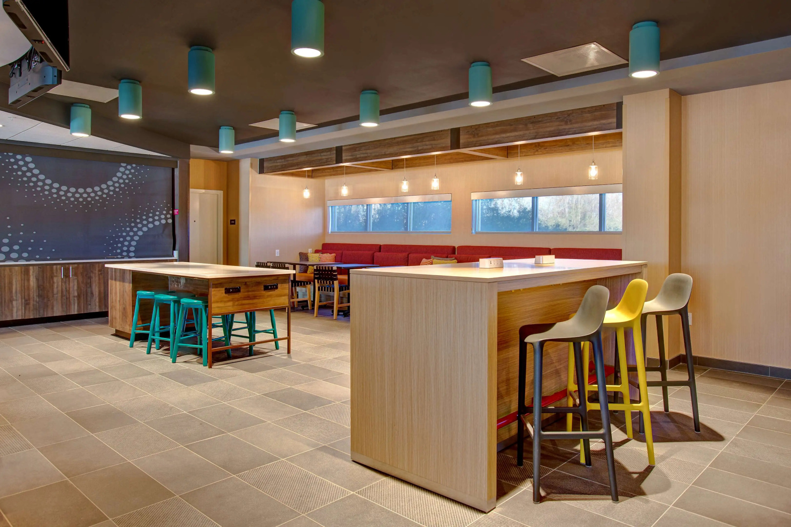 Tru by Hilton Alcoa Knoxville Airport