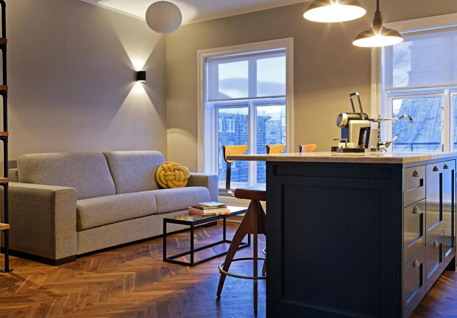 Отель Kvosin Downtown