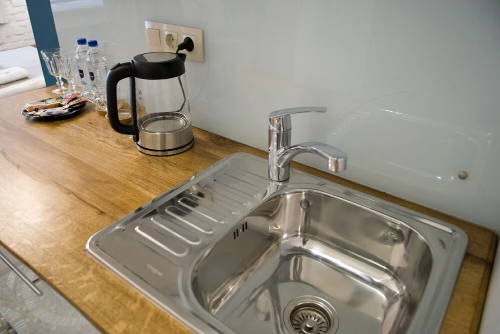 Апарт-отель «Эмигранты», наб. реки Фонтанки