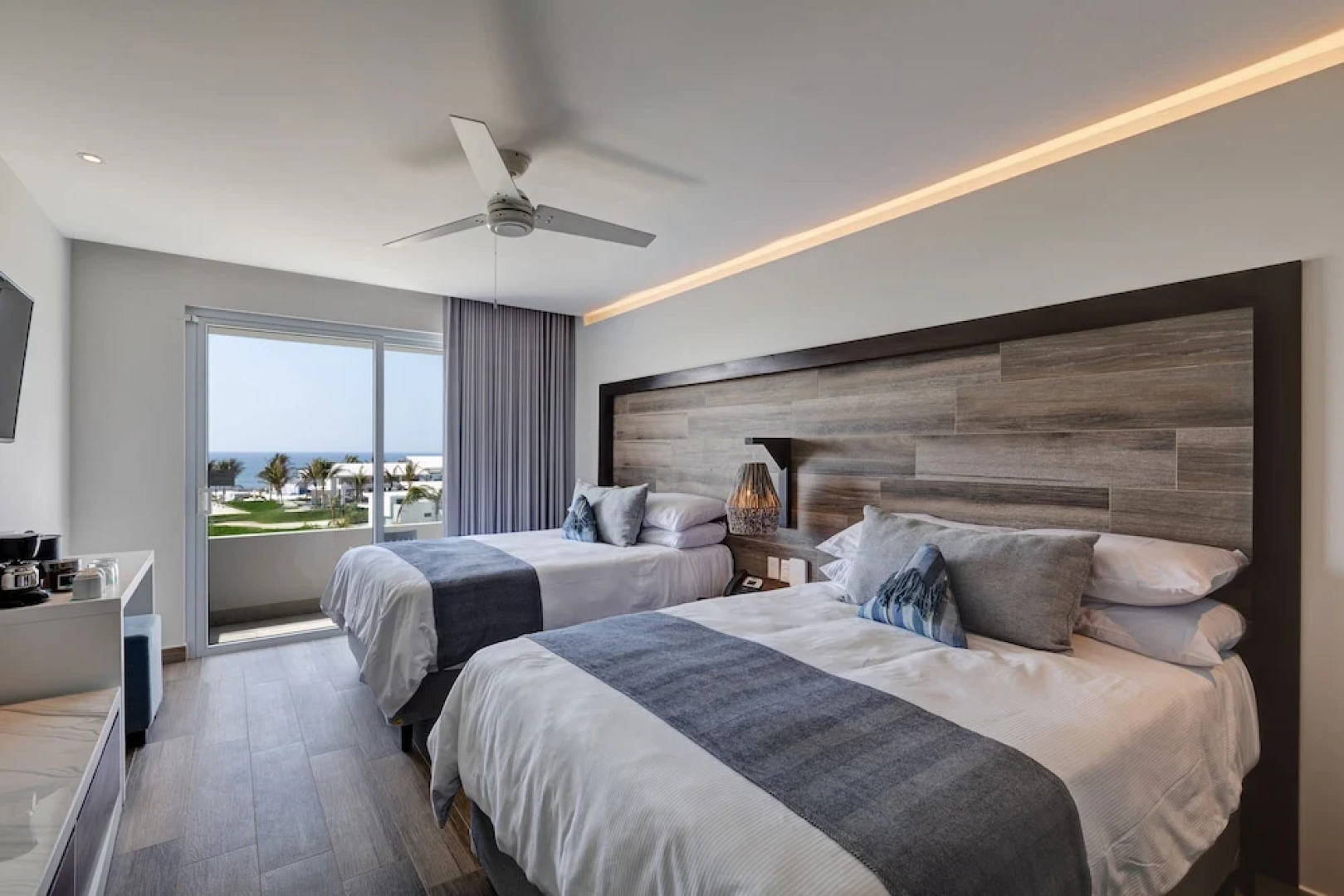 Oceana Resort & Conventions