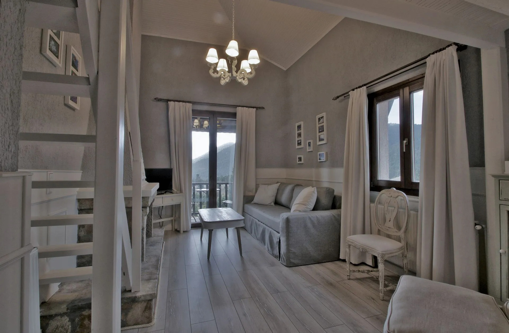 Boutique Hotel Skamnos