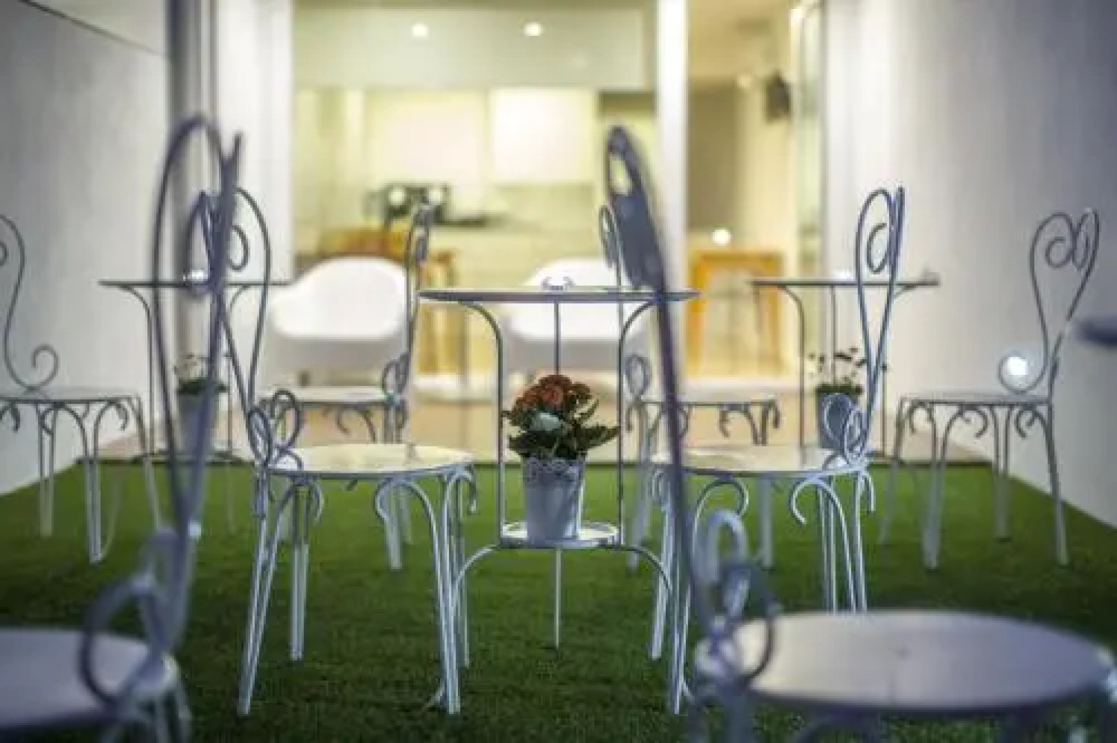 Tea 4 Nine Guest House and Bistro