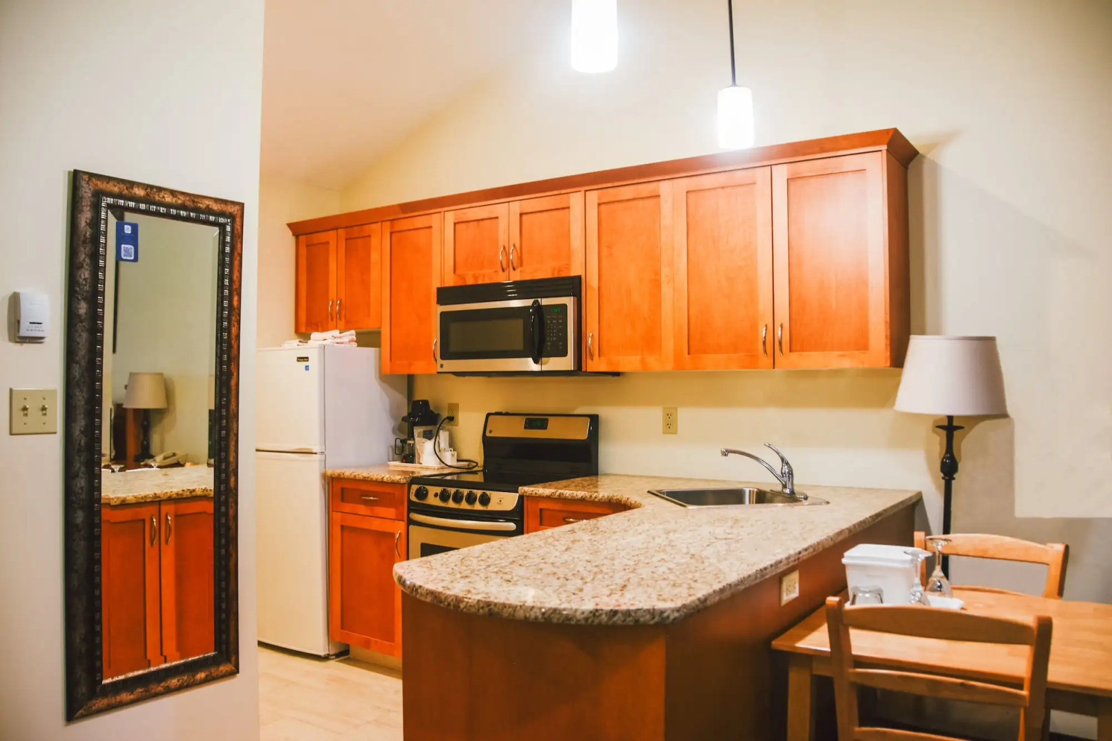 Stony Plain Inn and Suites