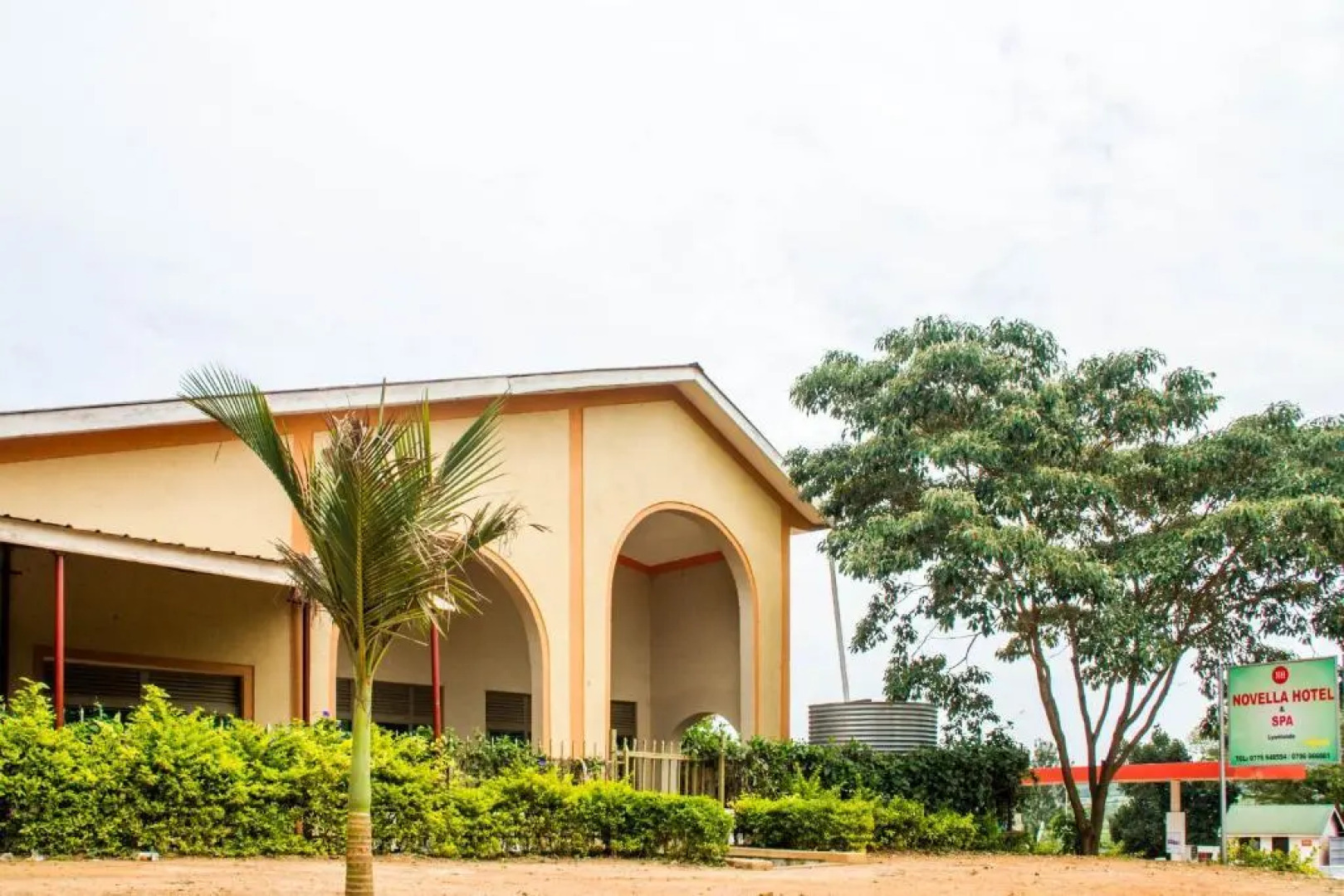 Pals Panache Splendors