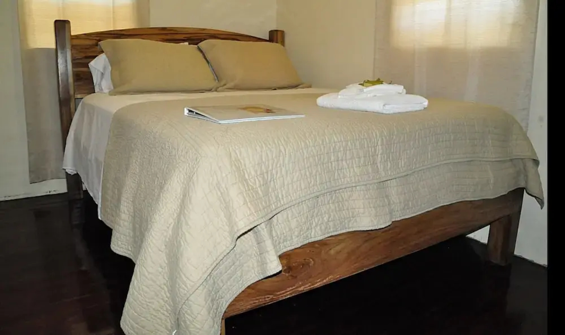 Sundowner Lodge