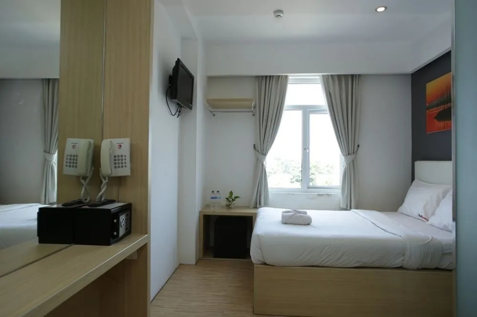 RedDoorz near Simpang Dewa Ruci