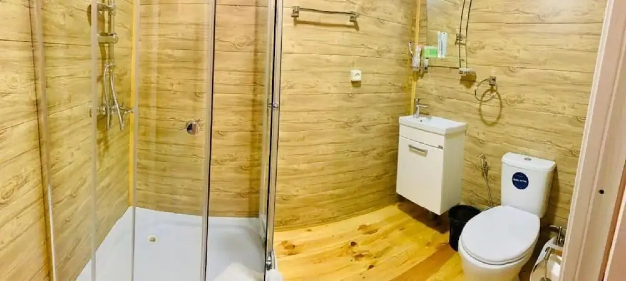 COTTAGE CHALET and TOURS