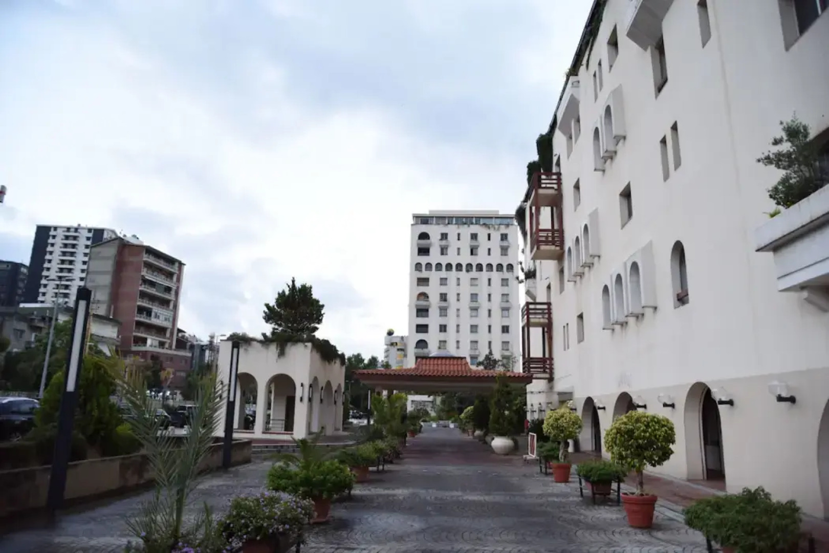 Portemilio Hotel And Resort