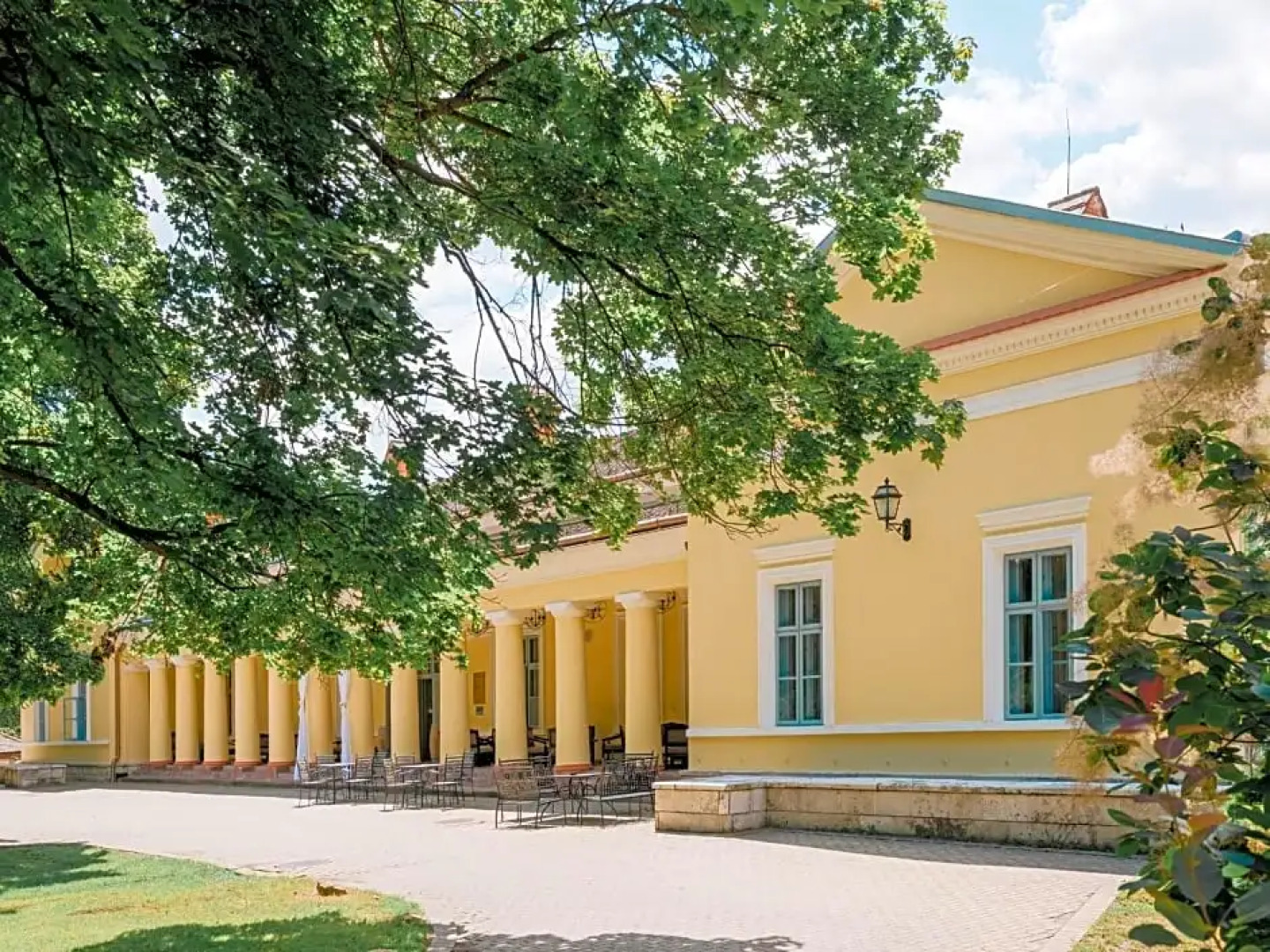 Fenyőharaszt Kastélyszálló