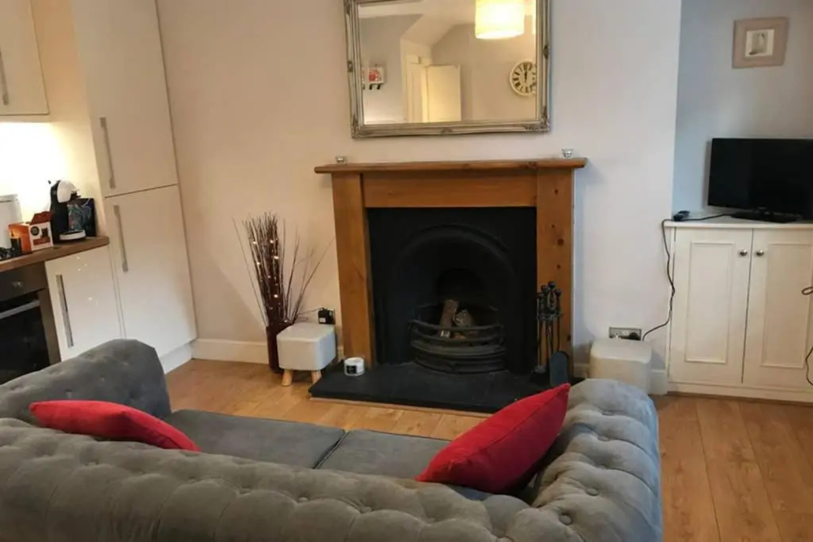 8A Tweed Cottage, just off the High St in Peebles
