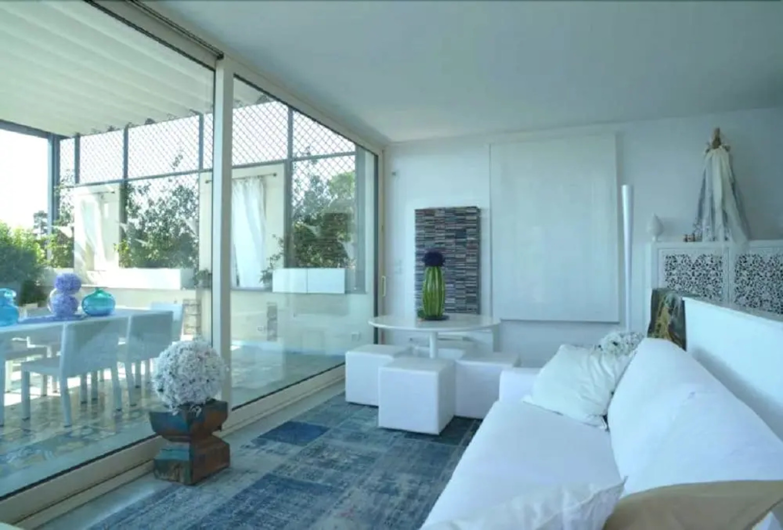 Villa Sirena by Diego Della Palma