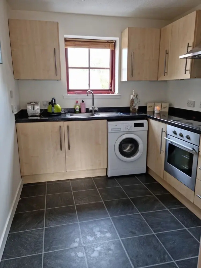 Superb 2 Bedroom Flat Tillicoultry