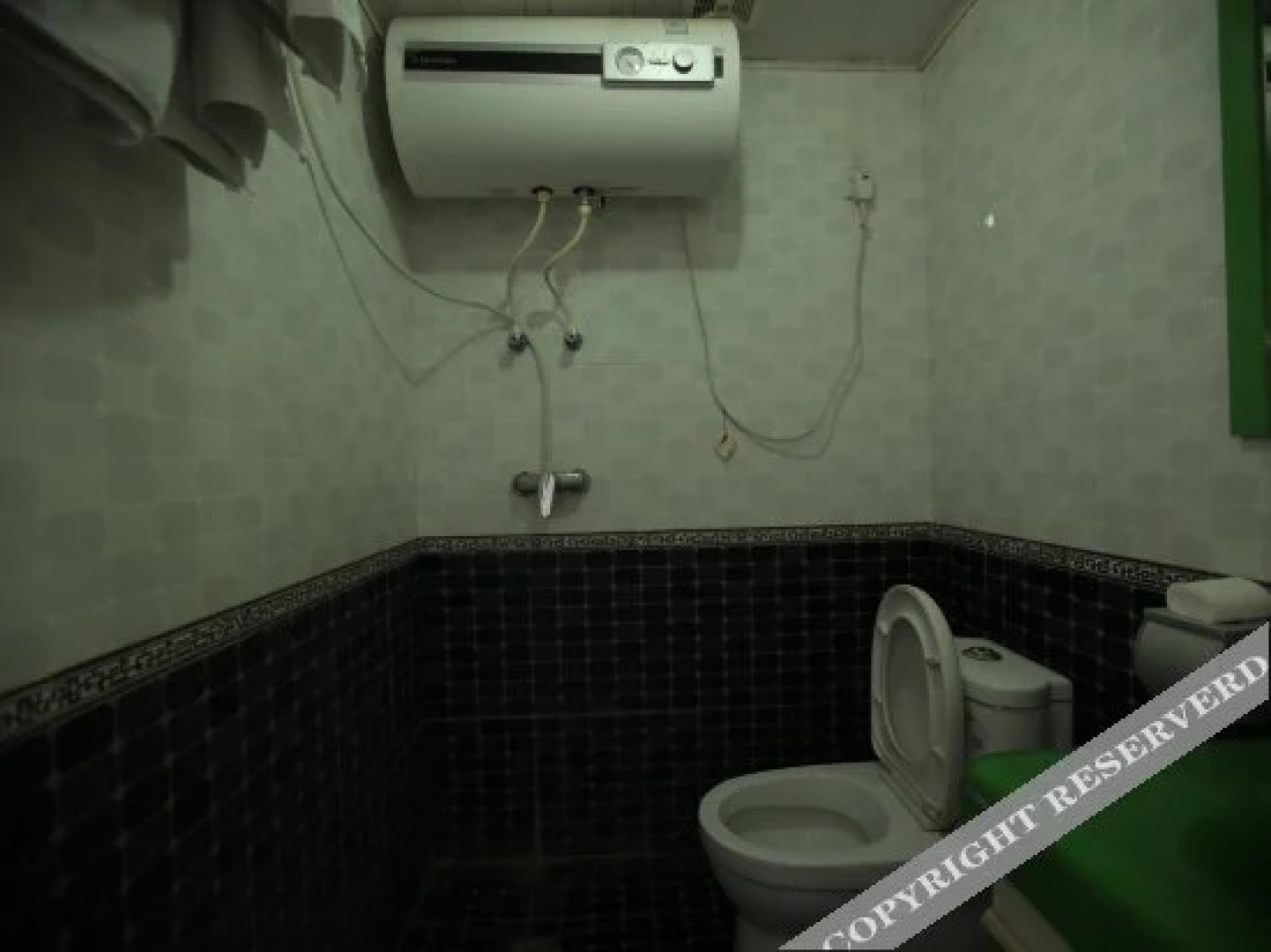 Qiaotoubao Business Hotel